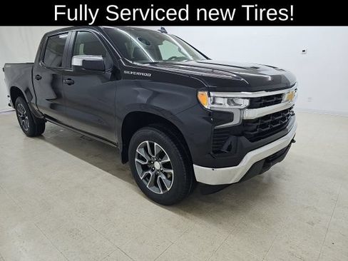 Used 2023 Chevrolet Silverado 1500 LT AWD/4WD image 29