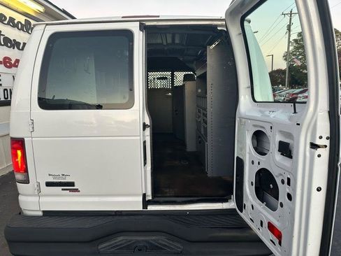 Used 2011 Ford E-150 and Econoline 150 w/ Commercial Cargo Van Pkg RWD image 18