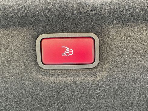 New 2026 Mercedes-Benz Maybach SL 680 image 18