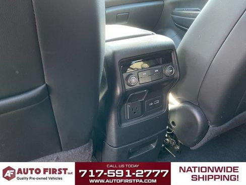 Used 2020 GMC Acadia SLT w/ LPO, Floor Liner Package AWD/4WD image 24