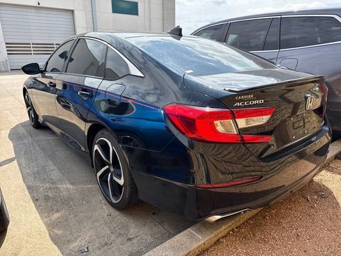 Used 2021 Honda Accord Sport image 7