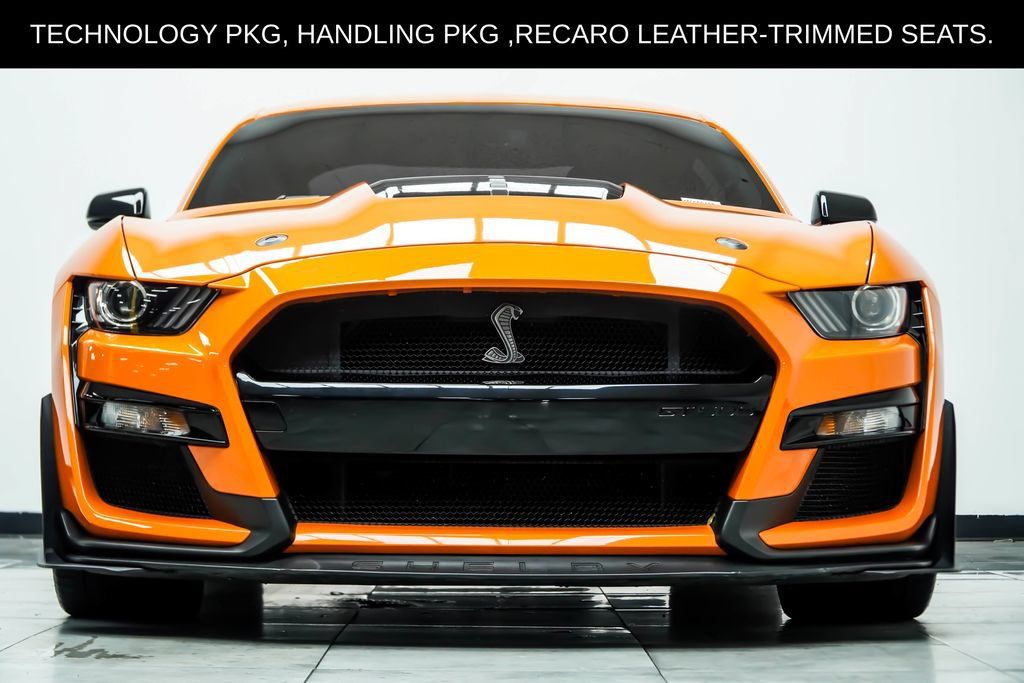 Used 2021 Ford Mustang Shelby GT500 w/ Technology Package RWD image 12