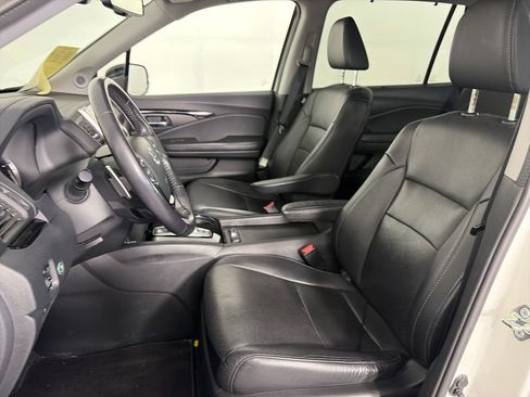 Used 2017 Honda Pilot Elite image 11
