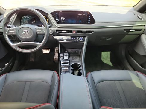 Used 2023 Hyundai Sonata SEL Plus w/ Cargo Package image 12