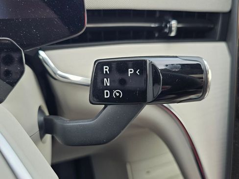 Used 2025 Volvo EX90 Ultra AWD/4WD image 10