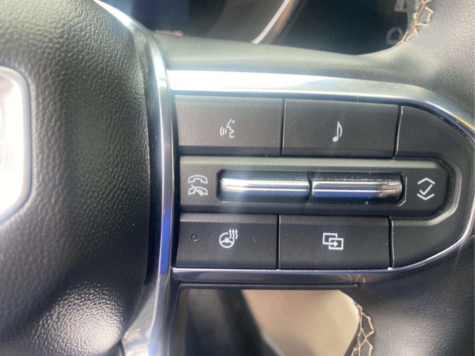 Used 2023 GMC Canyon Denali AWD/4WD image 40