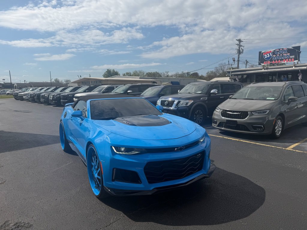 Used 2022 Chevrolet Camaro ZL1 RWD image 1