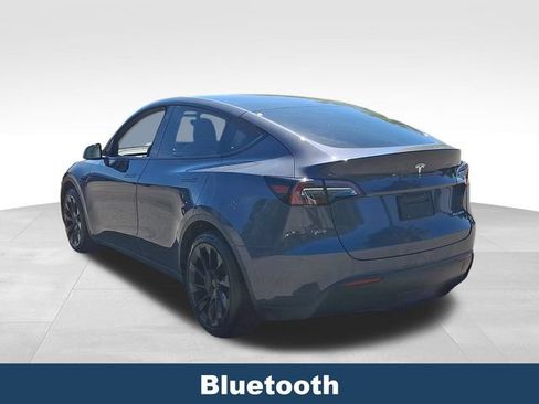 Used 2021 Tesla Model Y Long Range AWD/4WD image 5