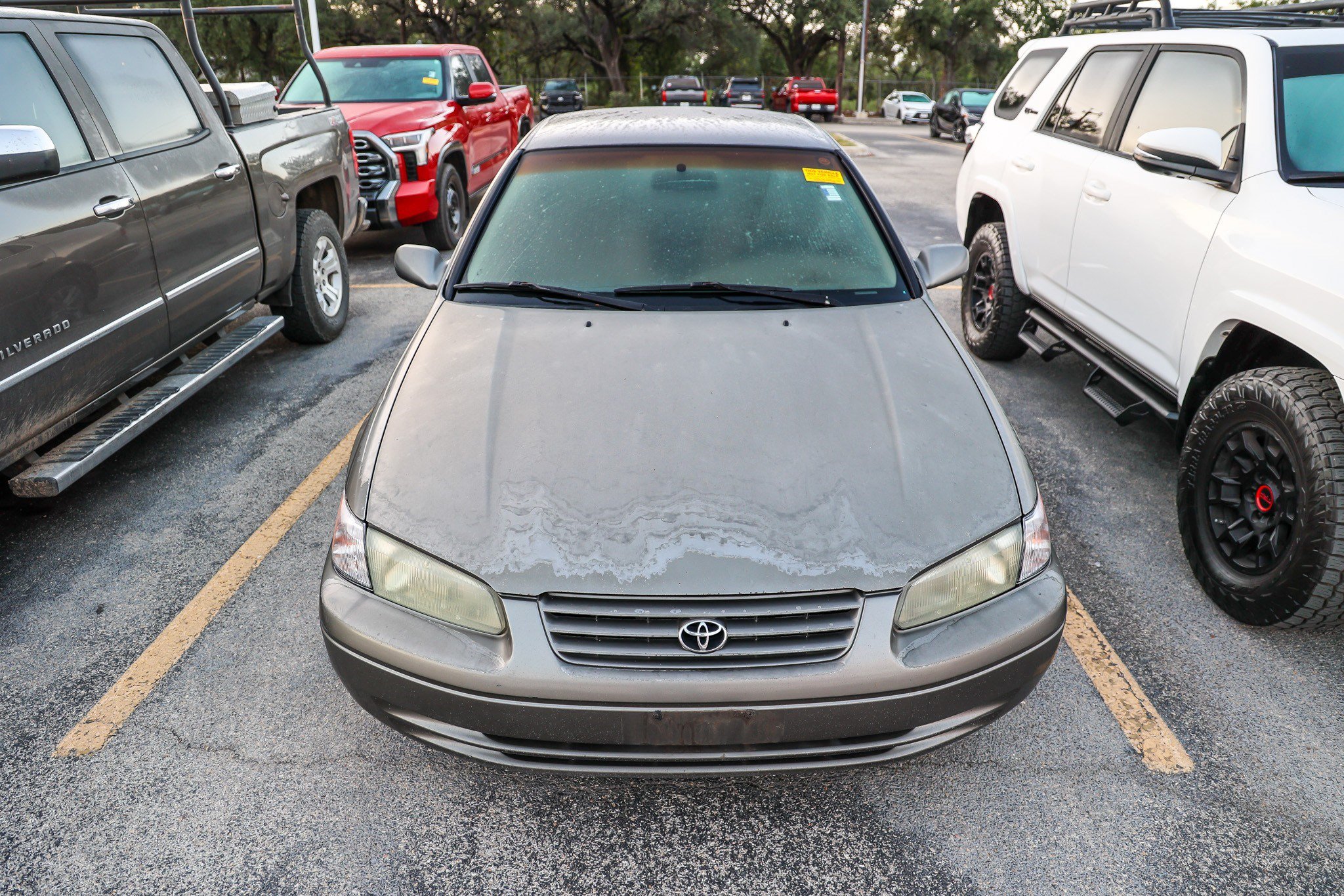 Used 1998 Toyota Camry LE FWD image 5