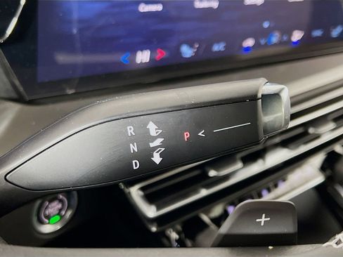 New 2026 Chevrolet Traverse LT image 17