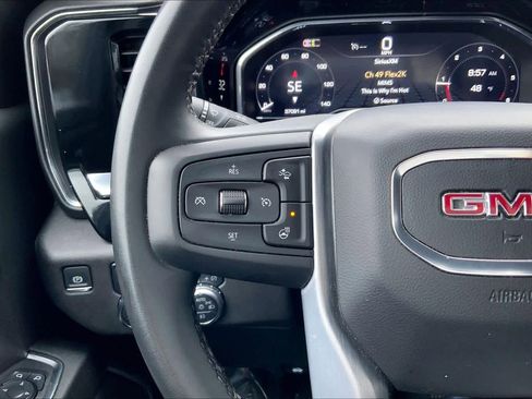Used 2025 GMC Sierra 1500 SLT image 22