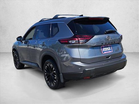 Certified 2026 Nissan Rogue SV image 7