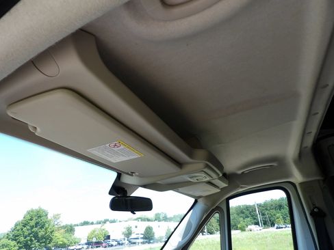 Used 2020 RAM ProMaster 2500 w/ Interior Convenience Group FWD image 17