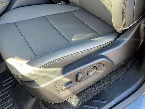 New 2026 Chevrolet Colorado ZR2 w/ Technology Package image 19