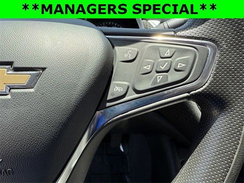 Used 2023 Chevrolet Malibu LT image 17