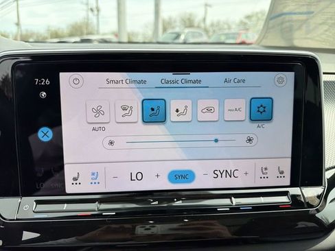 New 2026 Volkswagen Atlas Cross Sport SEL AWD/4WD image 20