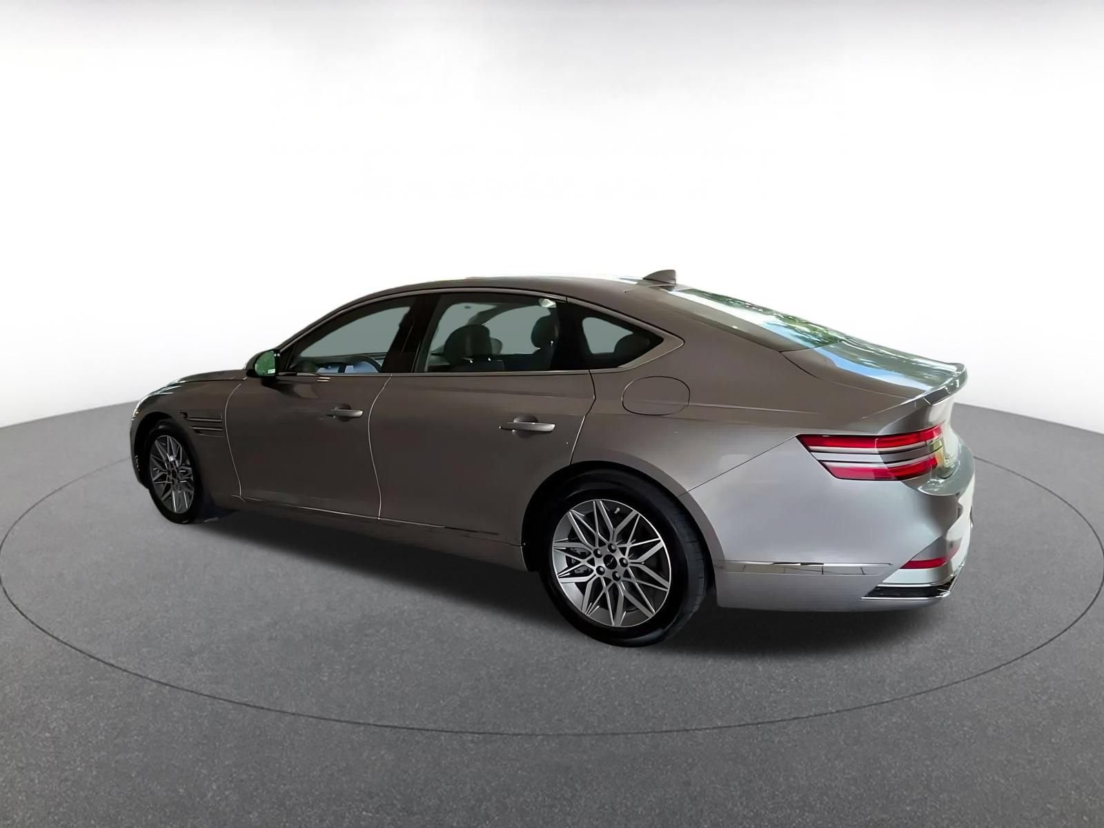 Used 2026 Genesis G80 2.5T AWD/4WD image 9