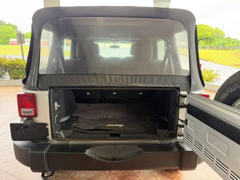 Used 2011 Jeep Wrangler Unlimited Sport AWD/4WD image 20