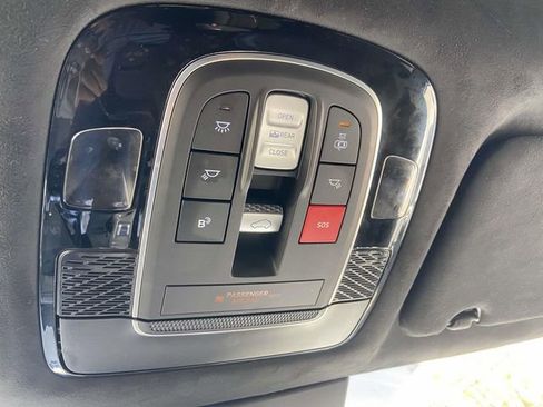 Used 2024 Hyundai Palisade Calligraphy image 30