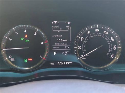 Used 2021 Lexus LX 570 4WD w/ Luxury Package image 11