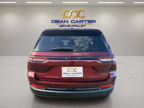 Used 2023 Jeep Grand Cherokee Altitude image 6