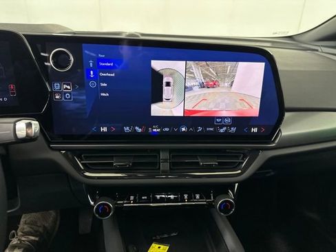 Used 2025 Chevrolet Equinox EV RS w/ Active Safety Package 3 image 27