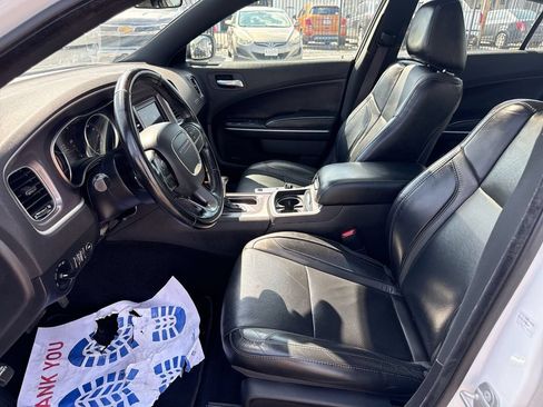 Used 2021 Dodge Charger SXT w/ Leather Interior Group RWD image 23