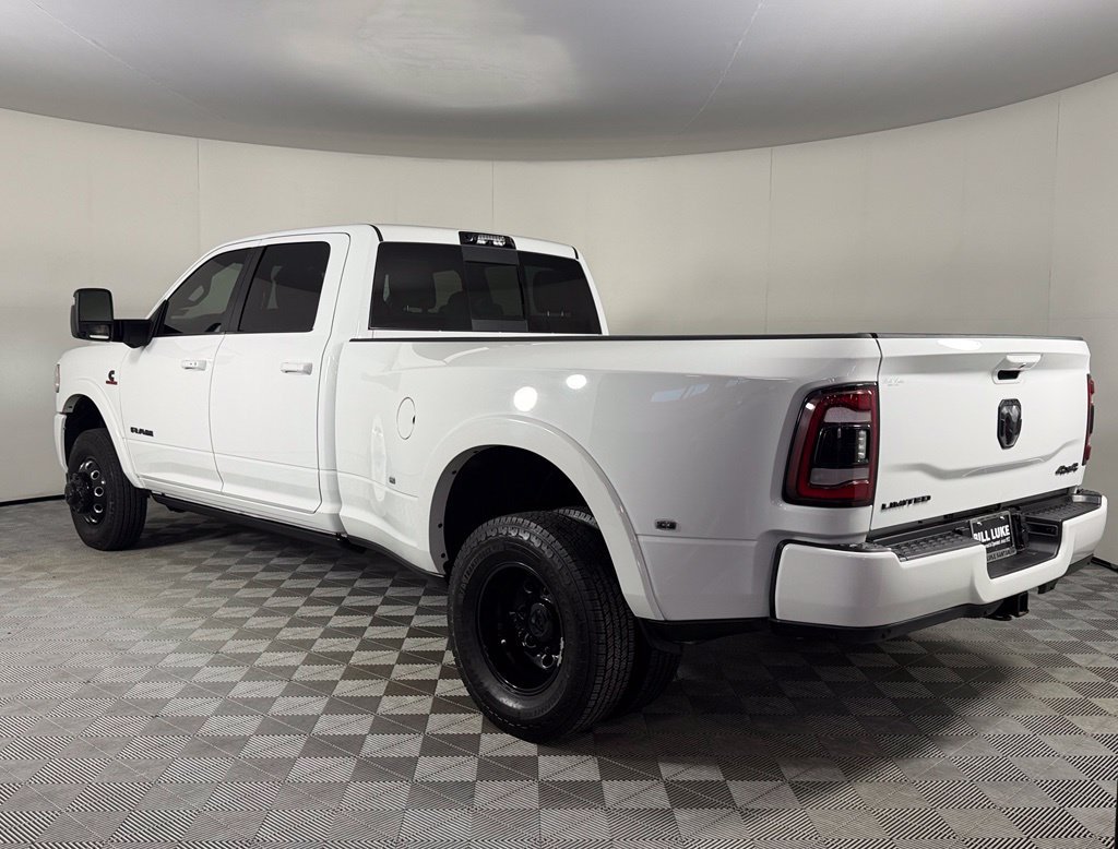 Used 2024 RAM 3500 Limited w/ Night Edition AWD/4WD image 9