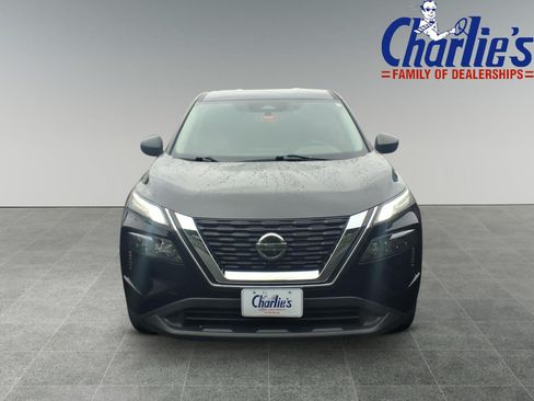 Used 2021 Nissan Rogue S AWD/4WD image 2