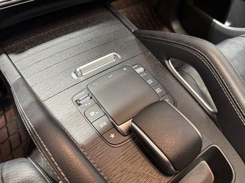 Used 2023 Mercedes-Benz GLE 350 4MATIC image 17