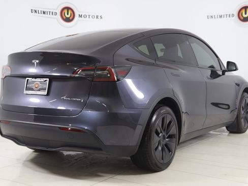 Used 2025 Tesla Model Y Long Range image 3