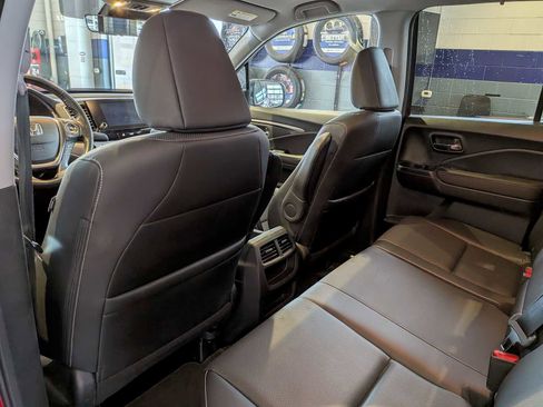 Certified 2023 Honda Ridgeline RTL image 16