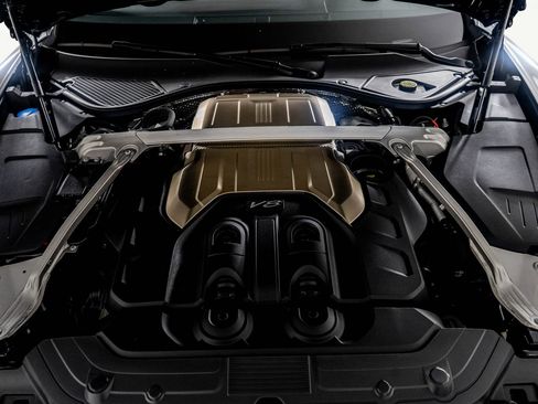 Used 2023 Bentley Continental GT V8 image 54