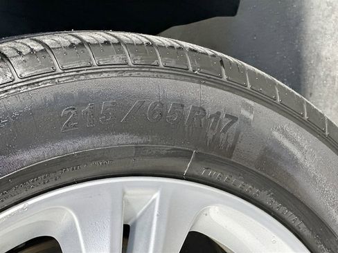 Used 2022 Dodge Charger SXT RWD image 32
