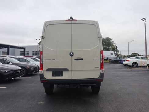 New 2025 Mercedes-Benz Sprinter 2500 image 4