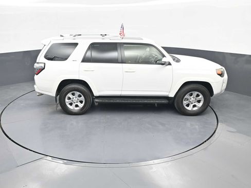 Used 2015 Toyota 4Runner SR5 Premium AWD/4WD image 38
