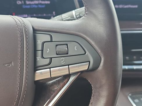 Certified 2023 Cadillac Escalade Premium Luxury Platinum w/ LPO, Radiant Package AWD/4WD image 20