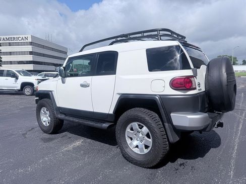 Used 2010 Toyota FJ Cruiser 4WD image 3