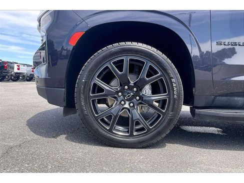 Used 2024 Chevrolet Suburban Premier w/ Max Trailering Package AWD/4WD image 10