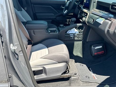 New 2025 Toyota Tacoma TRD Off-Road image 13