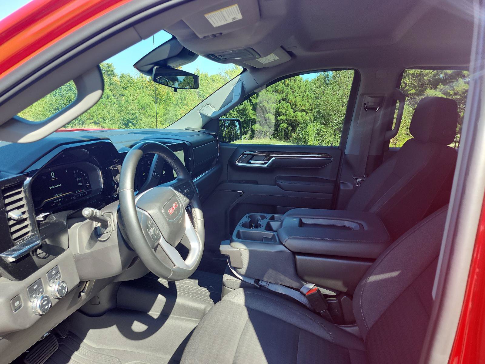 Used 2023 GMC Sierra 1500 SLE AWD/4WD image 16