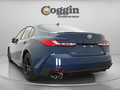 New 2026 Toyota Camry SE FWD image 12