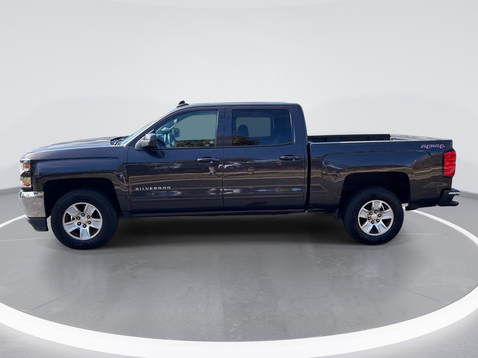 Used 2016 Chevrolet Silverado 1500 LT AWD/4WD image 5