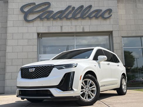 Used 2022 Cadillac XT6 Luxury FWD image 11