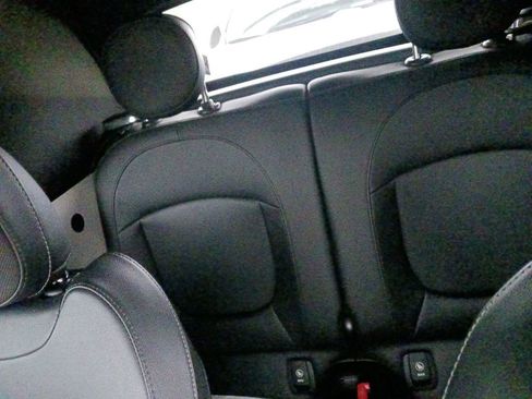 Used 2016 MINI Cooper S image 3