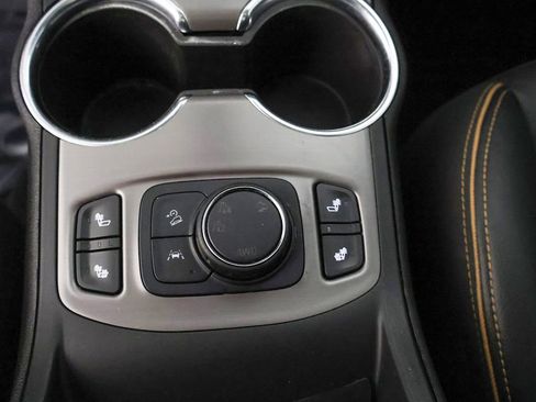 Used 2024 GMC Terrain AT4 w/ LPO, Floor Liner Package AWD/4WD image 44