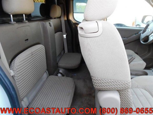 Used 2005 Nissan Frontier SE w/ (P01) Power Pkg AWD/4WD image 11