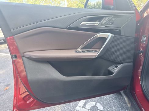 Used 2025 BMW X2 xDrive28i image 16