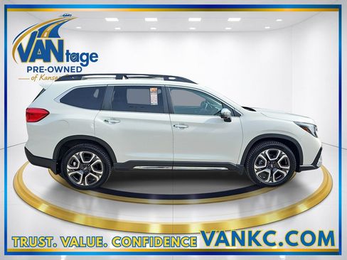 Certified 2023 Subaru Ascent Touring AWD/4WD image 5