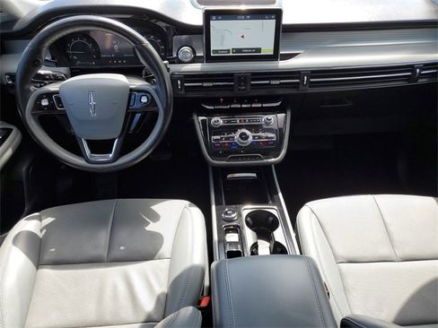 Certified 2022 Lincoln Corsair Standard w/ Premium Package image 28